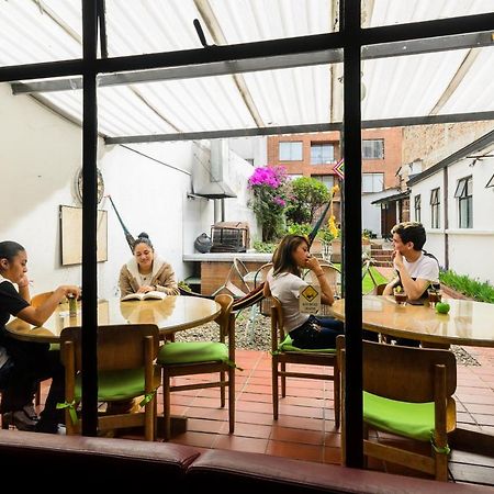 Hostal La Pinta Bogota Ngoại thất bức ảnh