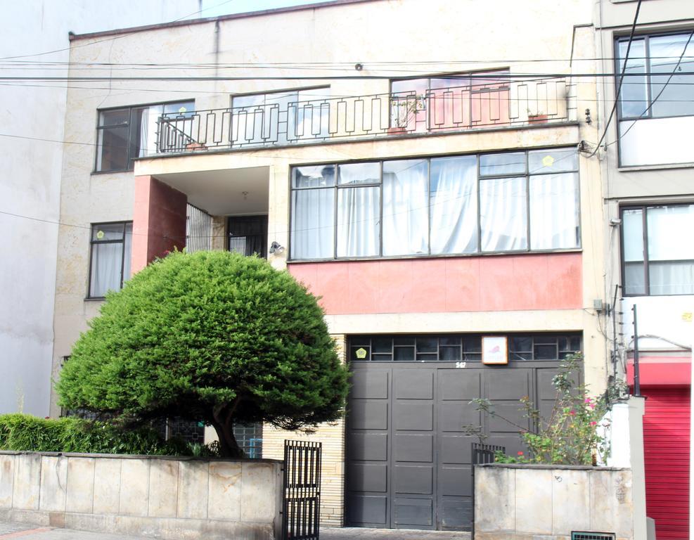 Hostal La Pinta Bogota Ngoại thất bức ảnh