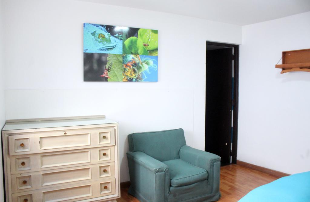 Hostal La Pinta Bogota Ngoại thất bức ảnh