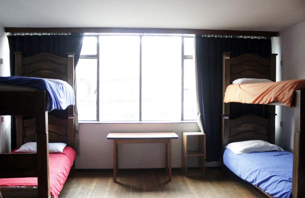 Hostal La Pinta Bogota Ngoại thất bức ảnh