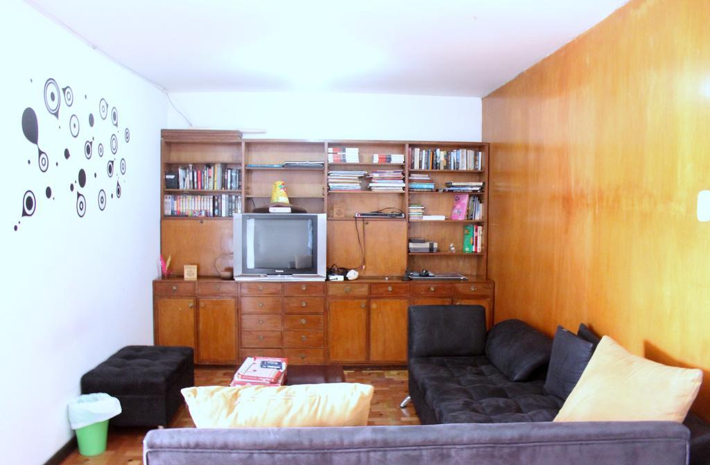 Hostal La Pinta Bogota Ngoại thất bức ảnh