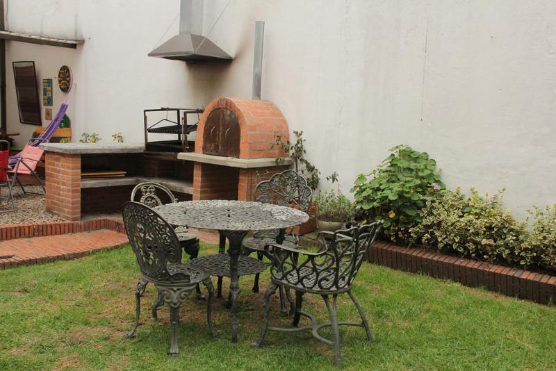 Hostal La Pinta Bogota Ngoại thất bức ảnh