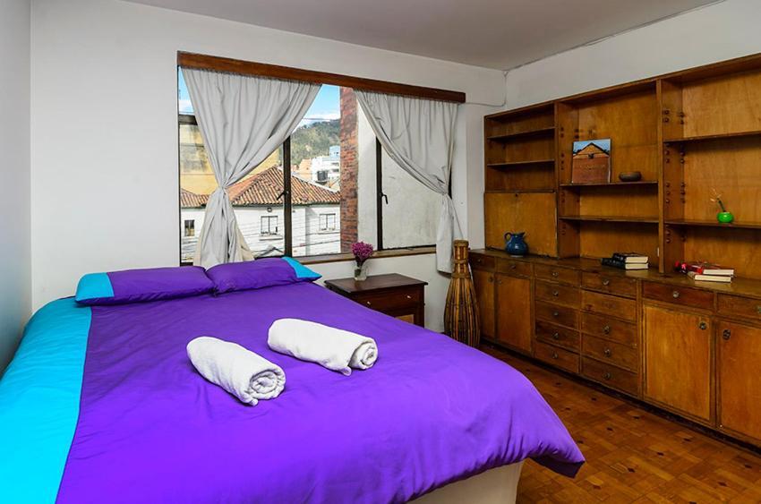 Hostal La Pinta Bogota Ngoại thất bức ảnh