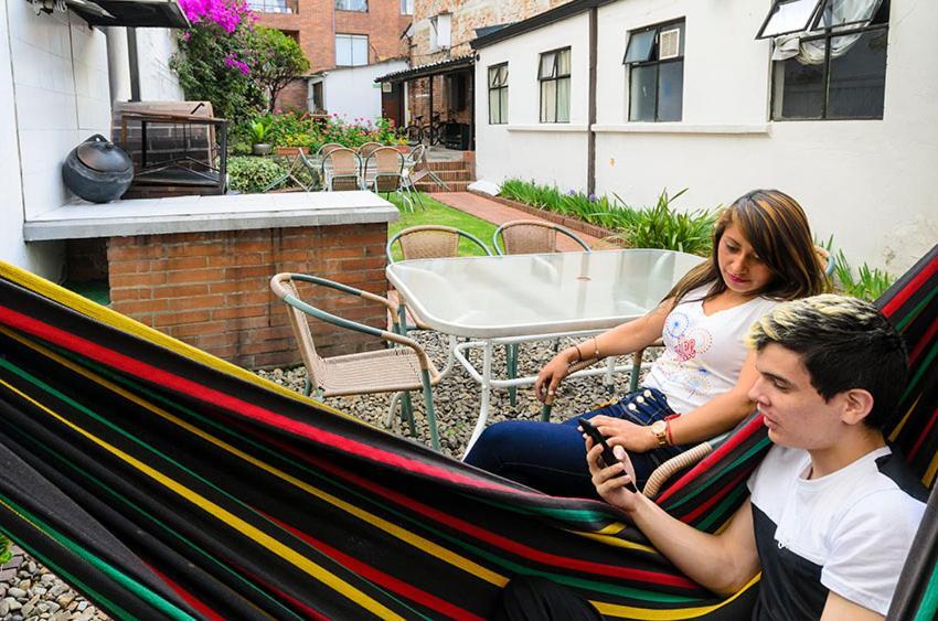 Hostal La Pinta Bogota Ngoại thất bức ảnh