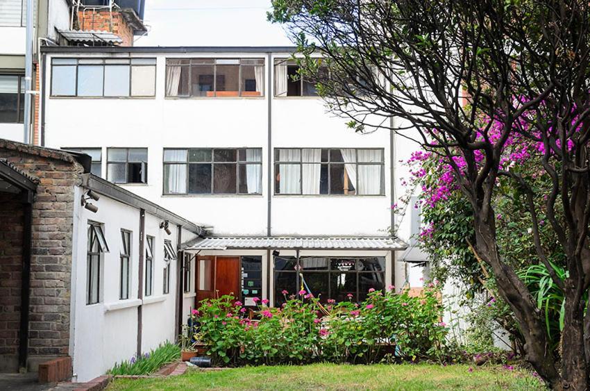 Hostal La Pinta Bogota Ngoại thất bức ảnh